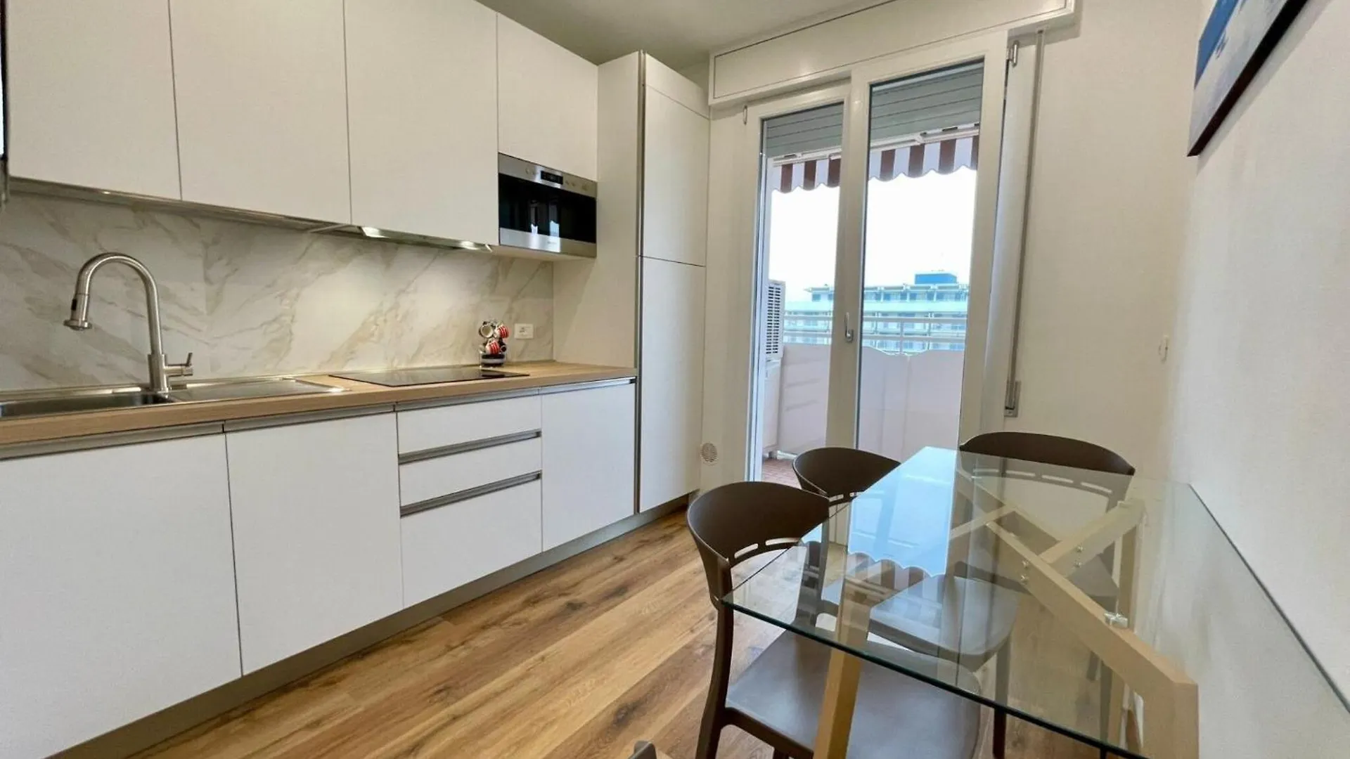 Lovely Apartment With Terrace بورتو سانتا مارغريتا دي كاورل
